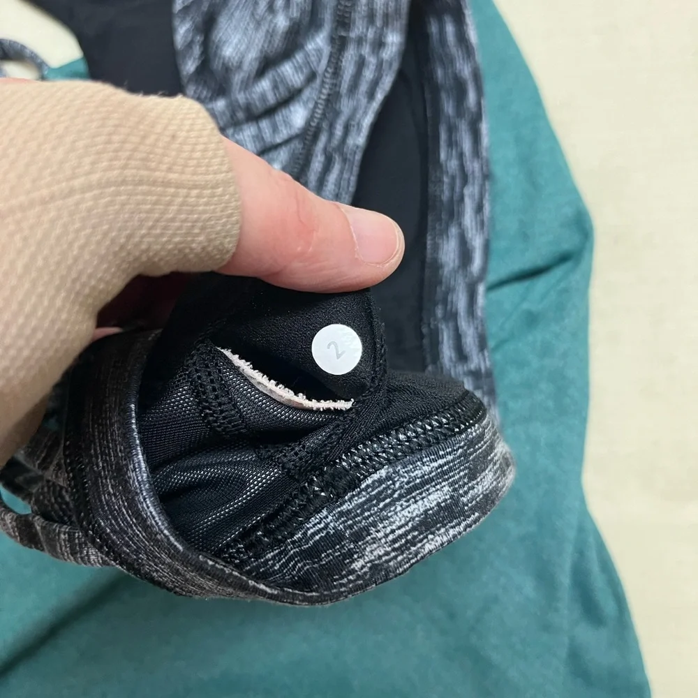 lululemon athletica lululemon size